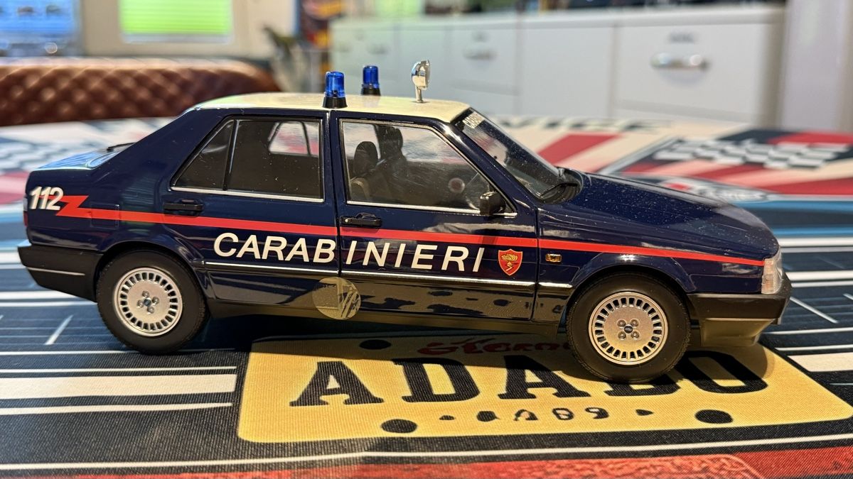 Fiat Modellini d'auto: Carabinieri Fiat Croma 1:18 – Nuovo (secondo la descrizione) da Basel venduto da Zomeg