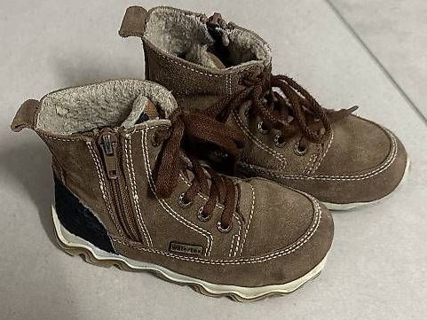 Scarpe per ragazzi: Winterschuhe wasserdicht 25 – Usato da Balgach venduto da deb_g59x