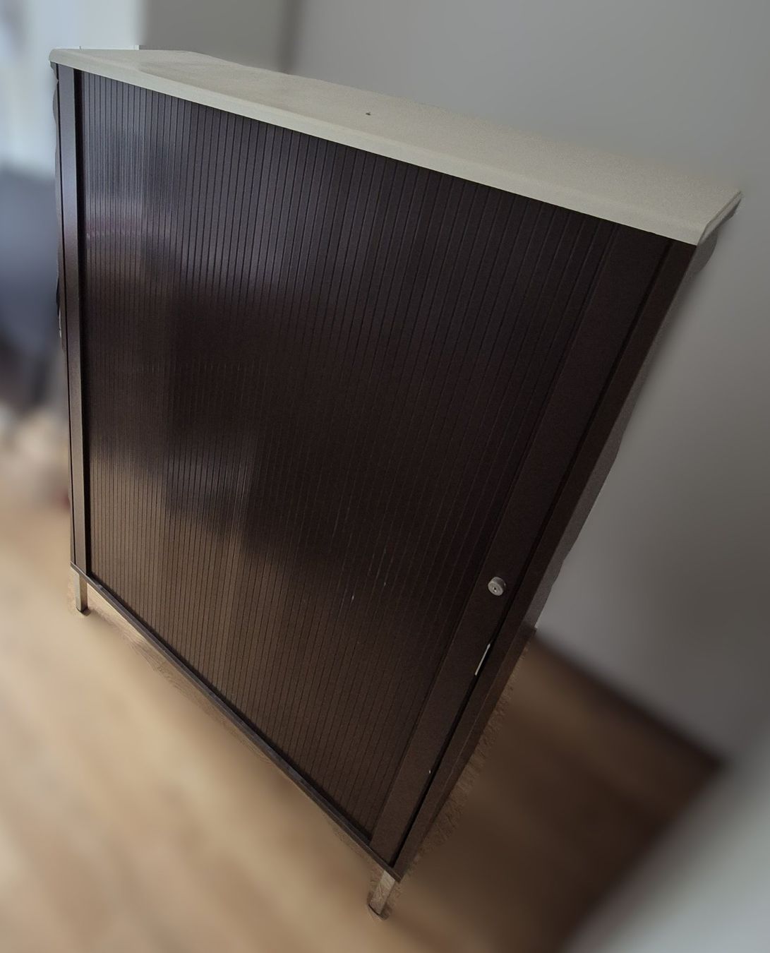 Schränke: Querrollladen Aktenschrank Massiv – Gebraucht aus Hinwil von Iceeagle 5
