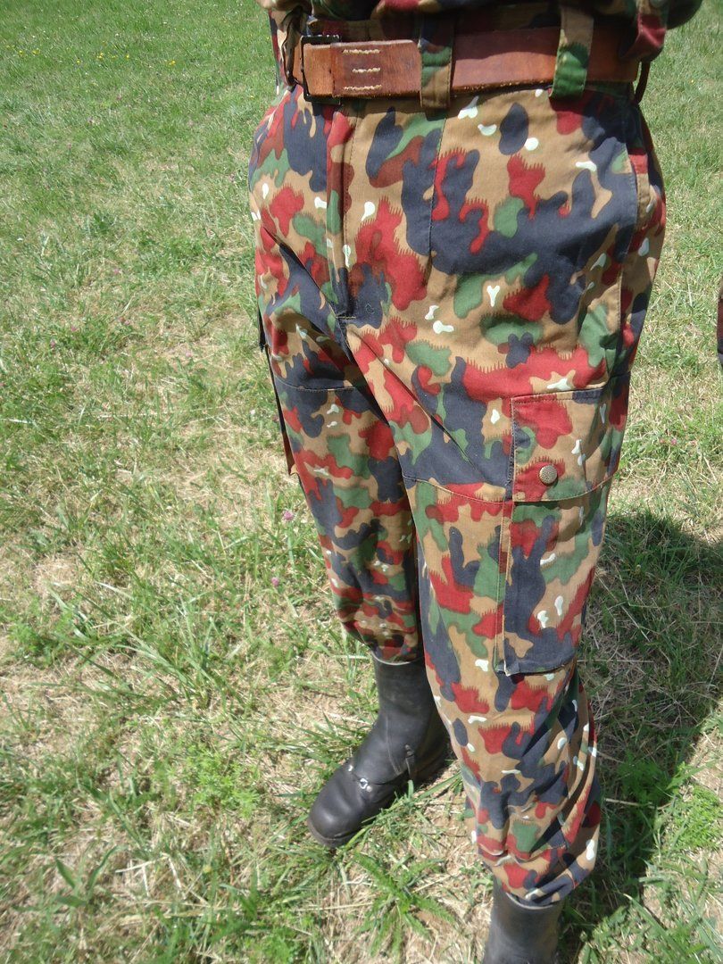 Schweizer Armee Hosen: Schweizer Armee  TAZ 83 Hose – Gebraucht aus Schaffhausen von aos_hv6l