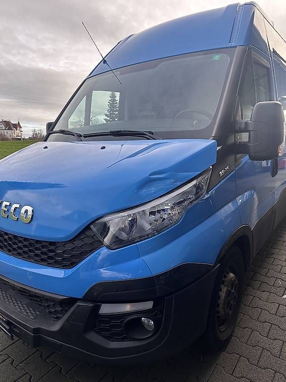 Veicoli commerciali: IVECO 35 S15 SV – Usato da Arnegg venduto da edelformag