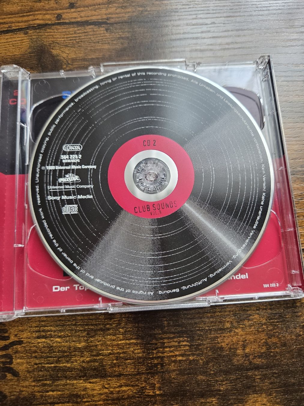 CD: Club Sounds Vol.9 CD Set  – Usato da Winterthur venduto da Maricels_Boutique 2