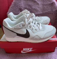Sneakers original NIKE neu G. 38,5