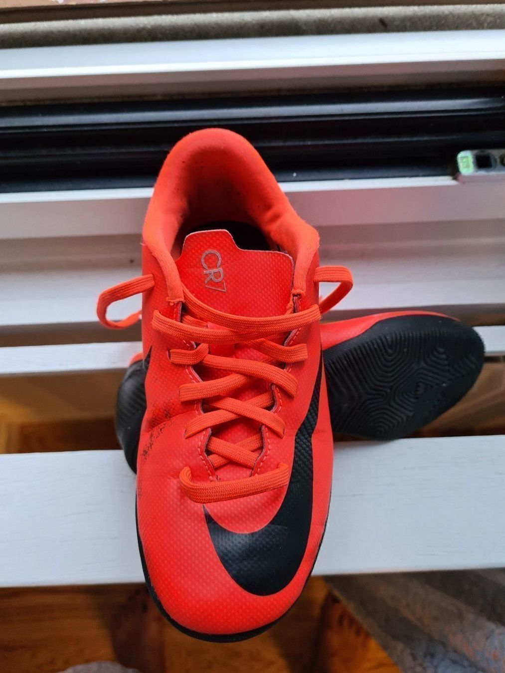Nike Scarpe per ragazzi: Nike Kinder Turnschuhe 34 – Usato da Zürich venduto da Simonikus 2