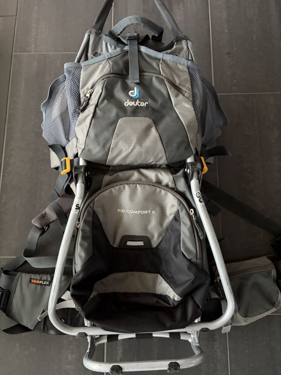 Deuter Marsupi portabebè: Deuter Kid Comfort II – Usato da Bonstetten venduto da Keynes 2