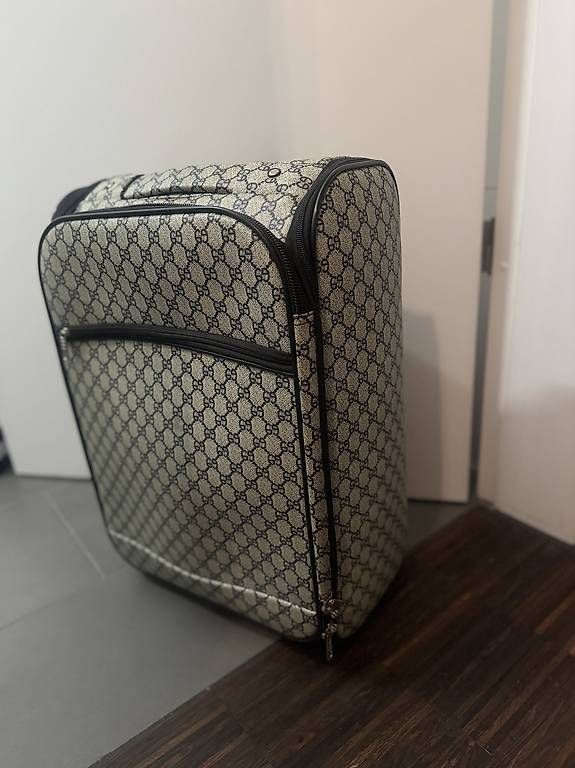 Valises de voyage: Handgepäck Koffer – D'occasion à Cham par VStore 3