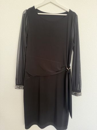 Elegantes schwarzes Abendkleid Gr. 40 – transparente Ärmel 