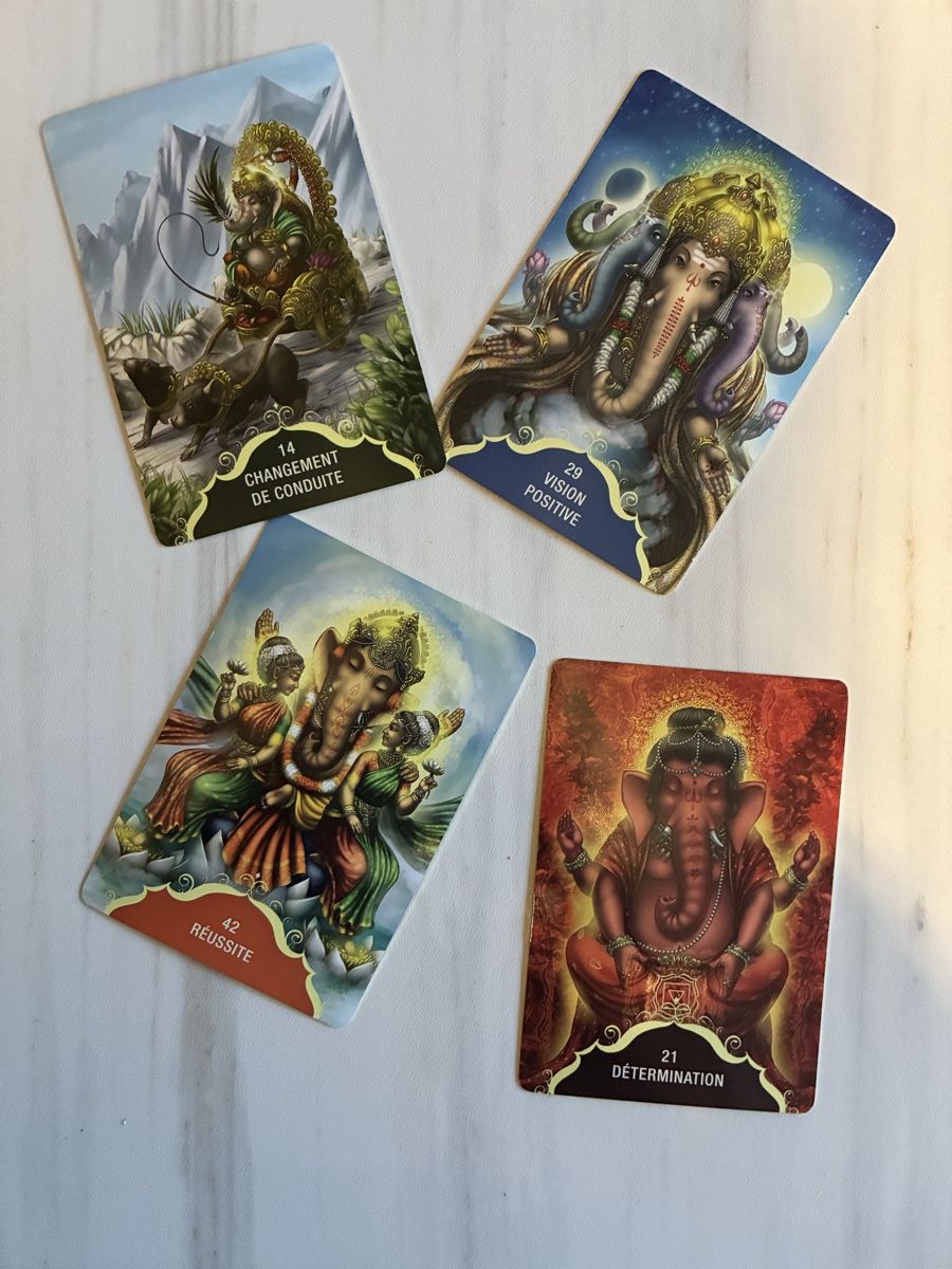 Spiele: Cartes Oracle Murmures de Ganesh - Comme neuf, complet! – Neu (gemäss Beschreibung) aus Thônex von mih_28sl 2