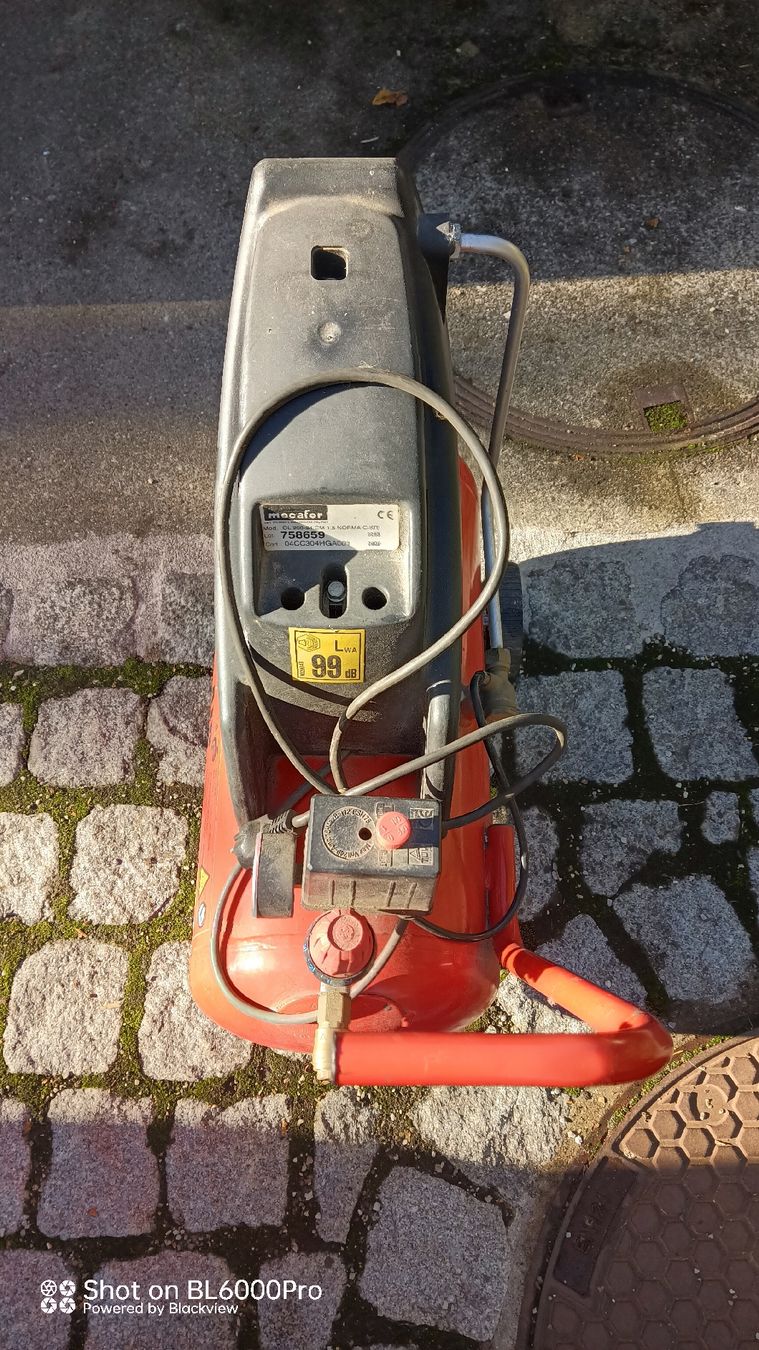Kompressoren: Luftkompressor 210 - 8 - 24 – Gebraucht aus Frick von blechie94 4