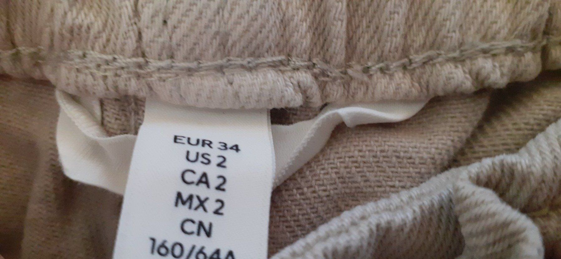 Jeans: Jeans mint Gr. 34 – Usato da Mörschwil venduto da wunderkiste44 2
