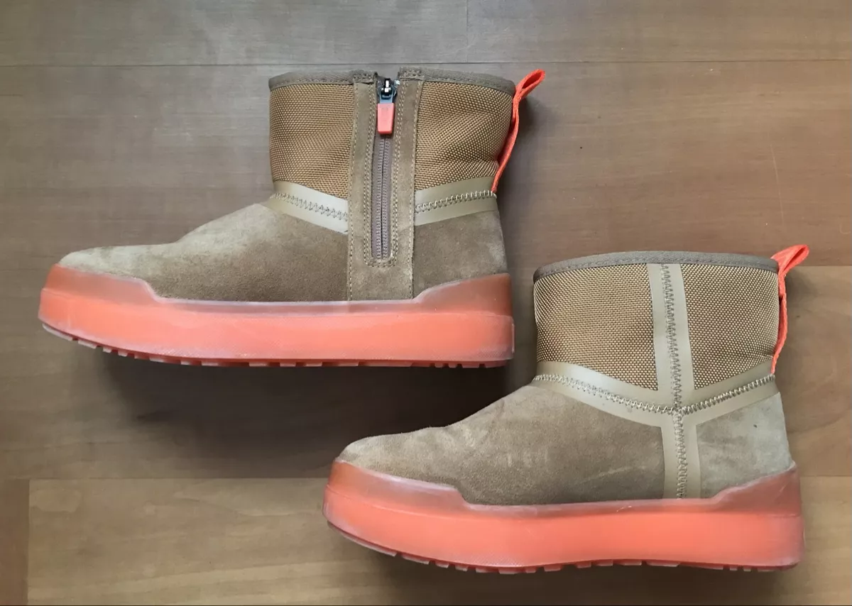 Ugg Damenschuhe: UGG Classic Tech Mini Waterproof – Neu (gemäss Beschreibung) aus Wiedlisbach von Blueberry.6