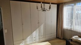 Hochwertiger Kleiderschrank Weiss / 270 x 230 x 62 cm