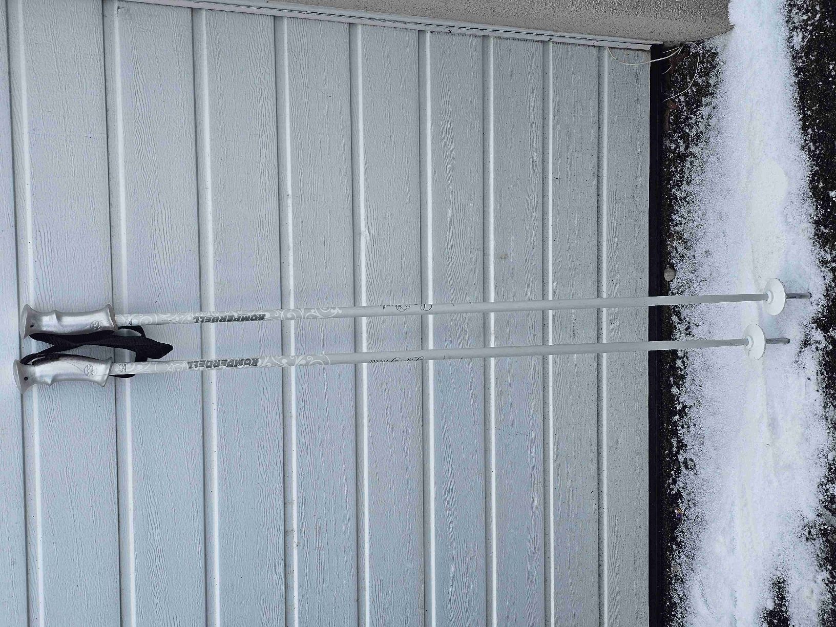 Bastoncini da sci: Paire de bâtons de ski Komperdell - 120cm – Usato da Bulle venduto da Bflowx