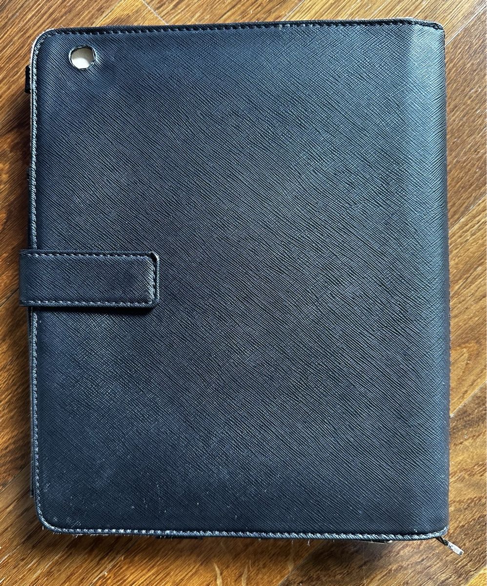 Michael Kors Covers & Borse: Michael Kors iPad cover – Nuovo (secondo la descrizione) da Zürich venduto da Yuece 1