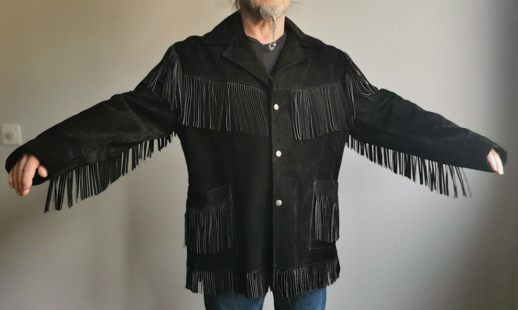 Giacche: Wildleder Fransenjacke, Grösse M – Usato da Winterthur venduto da Lonpos1 1