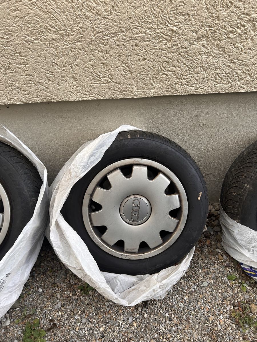 Audi Cerchioni: Audi Stahlfelgen 5x112 15Zoll – Usato da St. Gallen venduto da lor_65bk 4