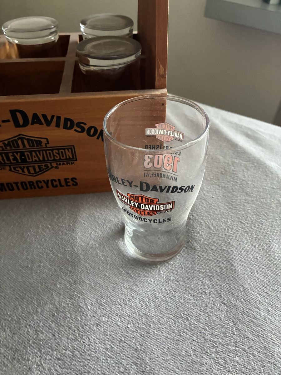 Harley-Davidson Alle Dekorationen: Harley Davidson Bier Träger mit Glaeser & Oeffner Neu! – Neu (gemäss Beschreibung) aus Bergdietikon von fabioabarth 1