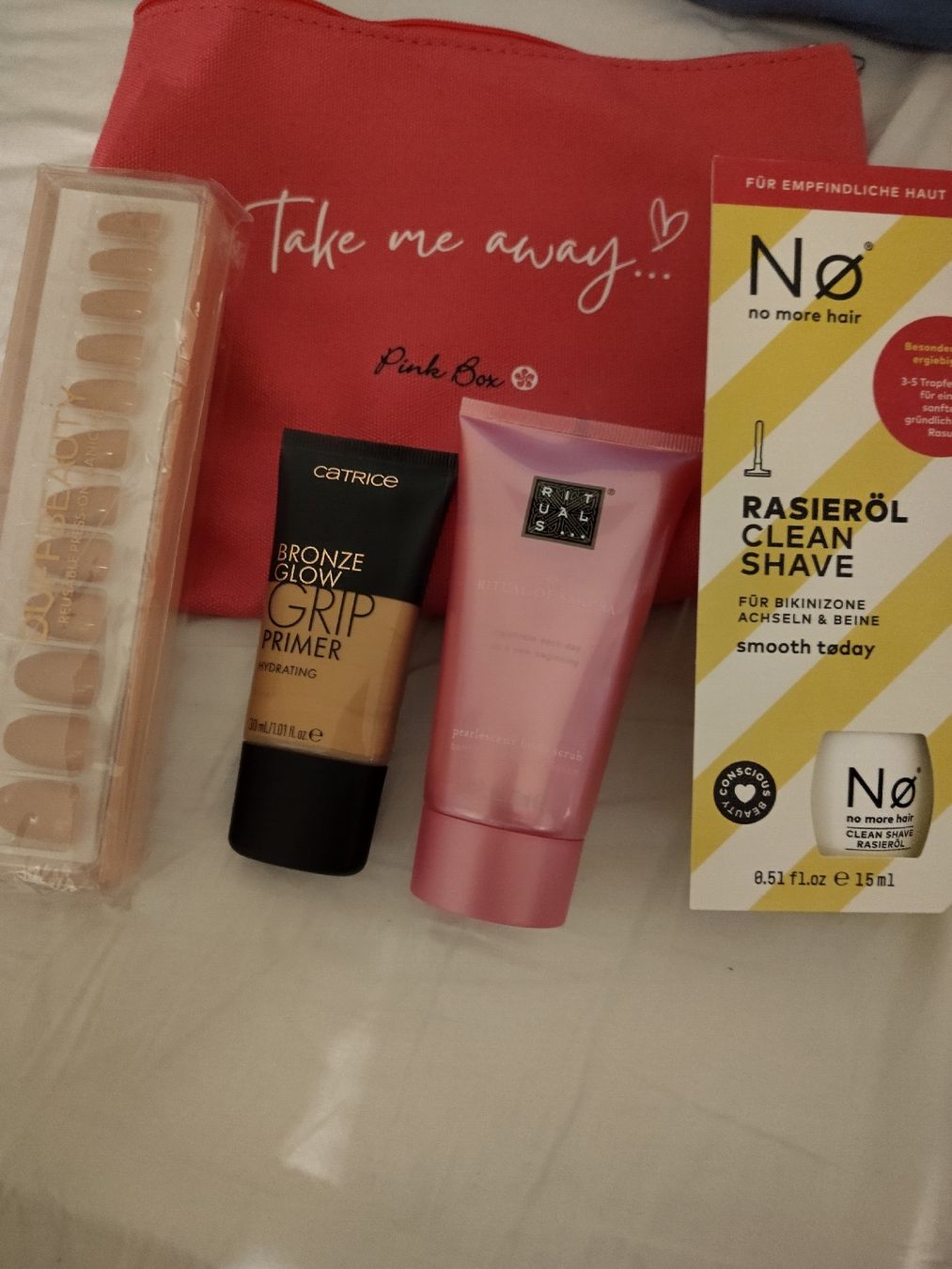 Custodie per cosmetici: schönes neues Kosmetik Set mit nessessaire – Nuovo e nell'imballaggio originale da Kloten venduto da Kloten76 3