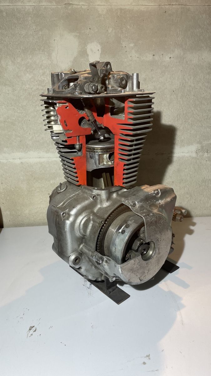 Suzuki Motoren: Suzuki Schnittmotor – Gebraucht aus Heimberg von Grony.14