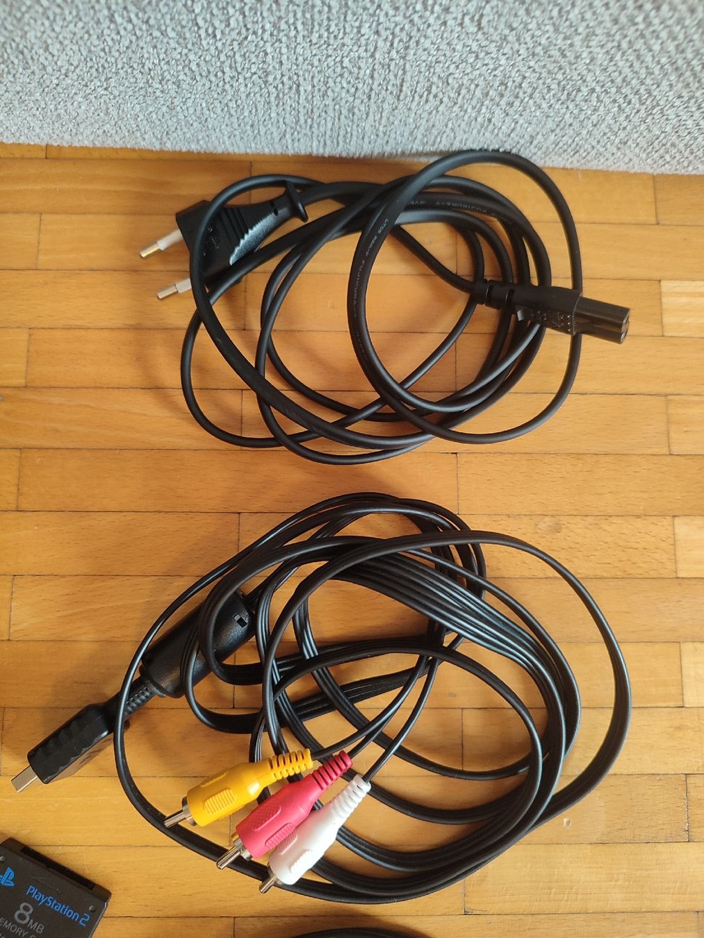 Sony Konsolen: PS2 SCPH-50004 – Gebraucht aus Bougy-Villars von Vogue 3
