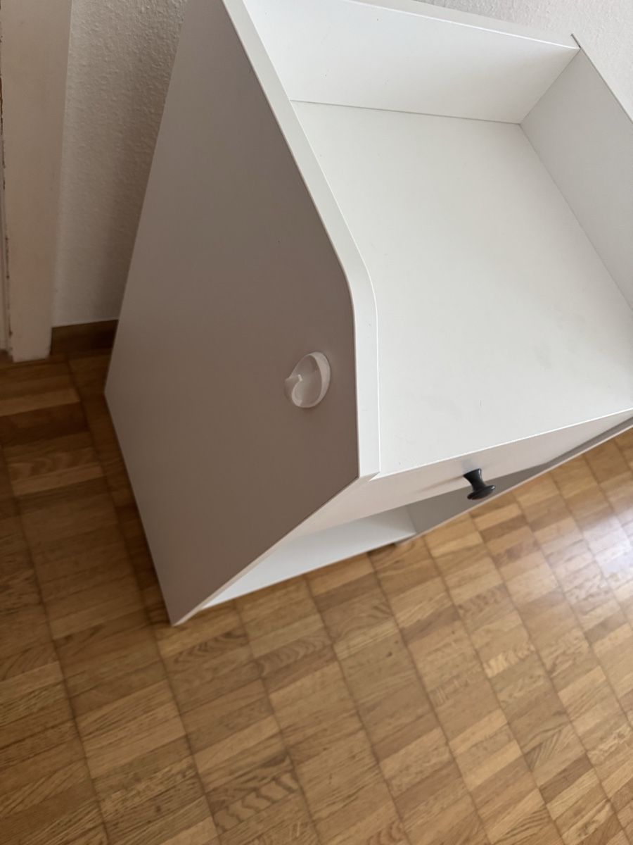 Comodini: Ikea Nachttisch – Usato da Frenkendorf venduto da lop_sq9f 3