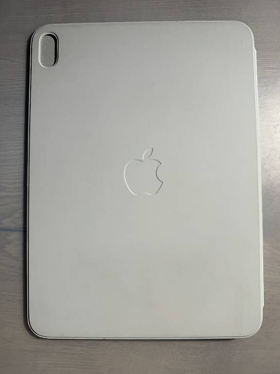 Covers & Taschen: Apple Smart Folio Weiss – Gebraucht aus Wauwil von hel_5h2m 2