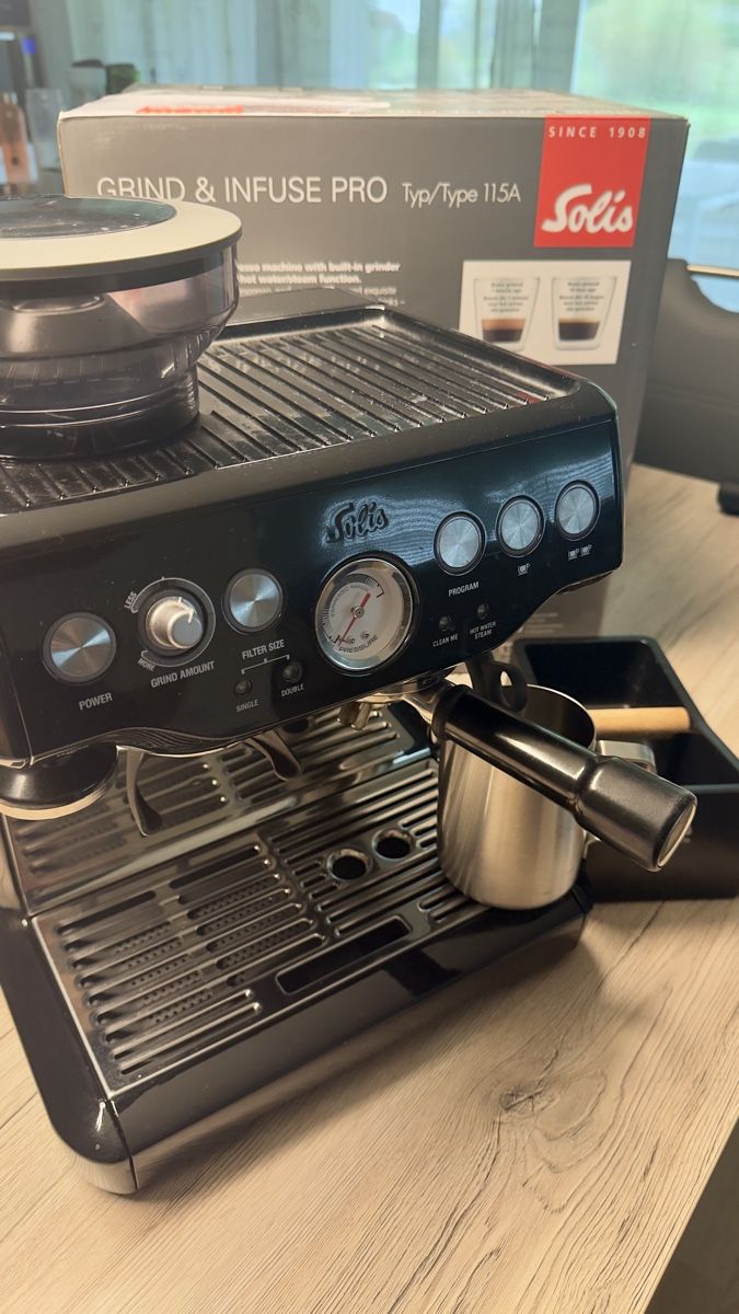 Solis Grind & Infuse Pro 115A mit Mühle und Zubehör (D'occasion) à ...