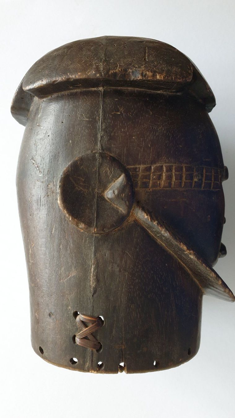 Internationale Kunst: Grosse, afrikanische Maske. – Gebraucht aus Goldach von armando_r 4