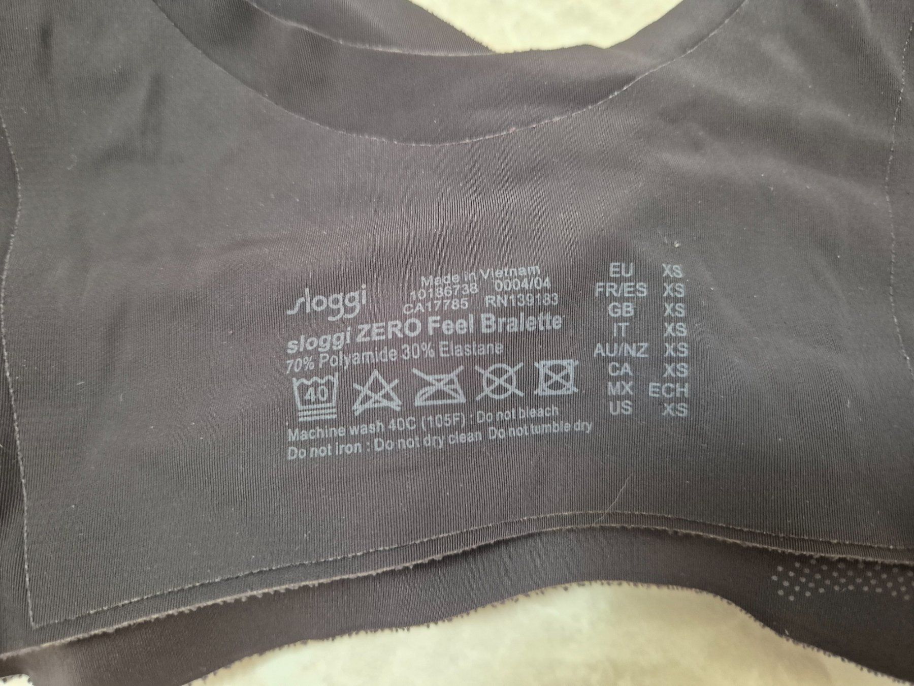 Sloggi Altra biancheria intima: Sloggi ZERO Feel Bralette schwarz Groesse XS – Usato da Vallon venduto da Penny31 2