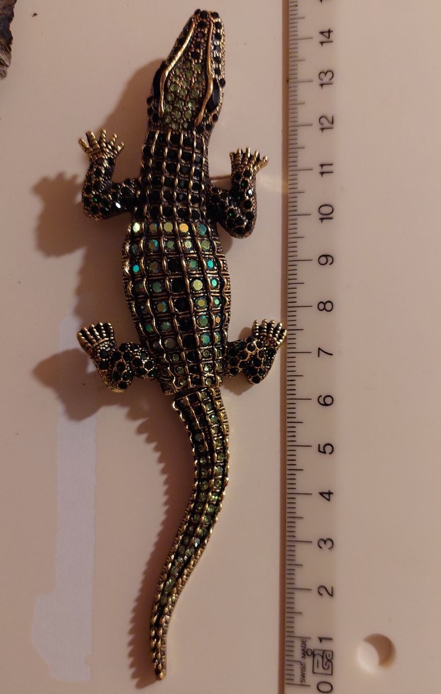 Broches & Aiguilles: Grosse Krokodil Brosche mit Strass - 14 cm – Neuf (Voir description) à Oberwil BL par Hunajakakku 7