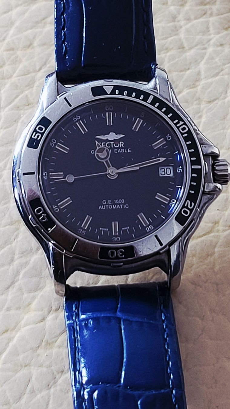Sector Montres: 2 Sectors GE, 1 chrono Vajoux, 1 Automatic – D'occasion à vevey par Edwatch 6