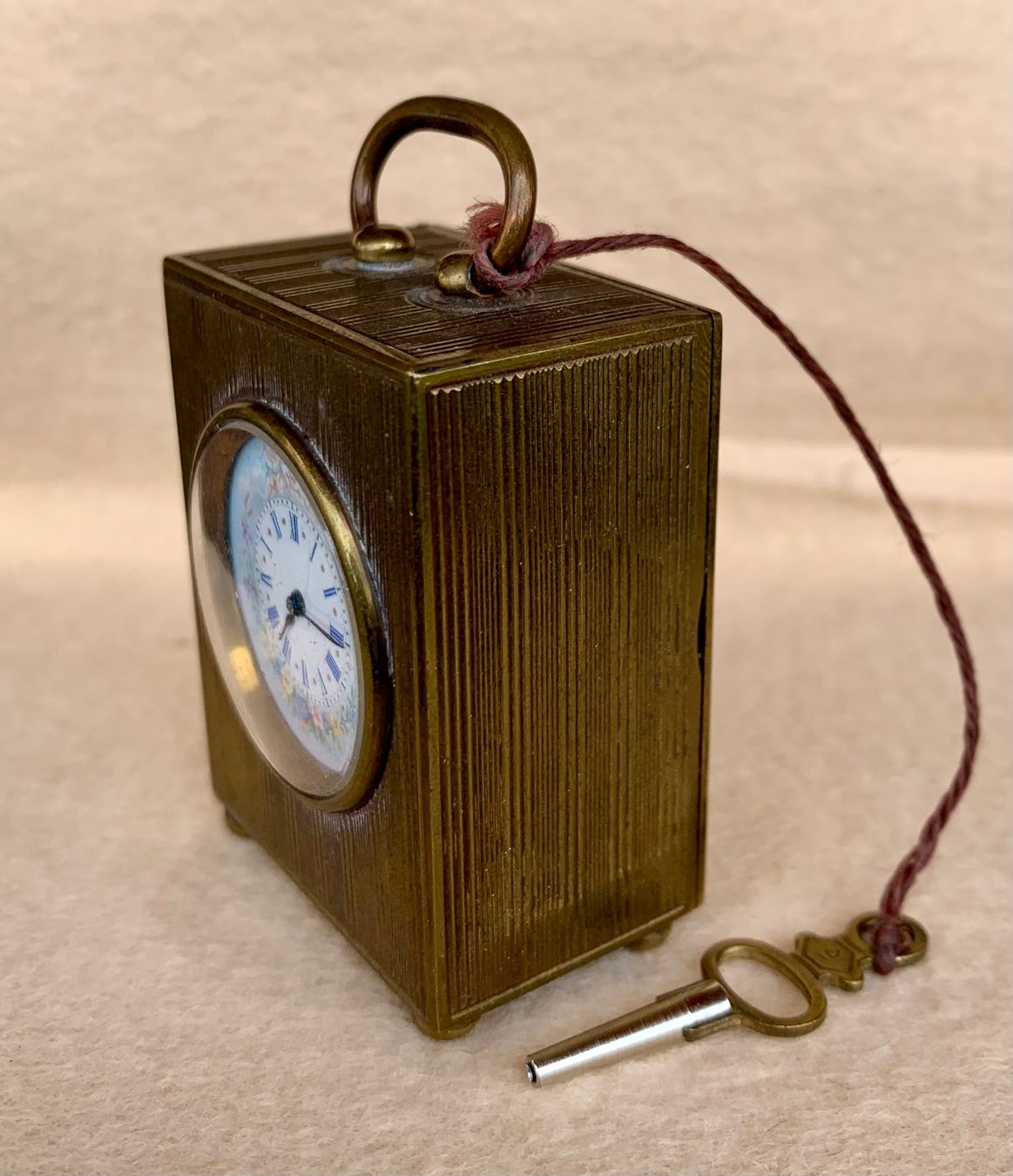 Uhren: Piccolo orologio da tavolo. Antico – Defekt aus Vacallo von Ro-Ma76 1