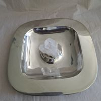 Schale aus Zinn mit Kristall-Halteknauf