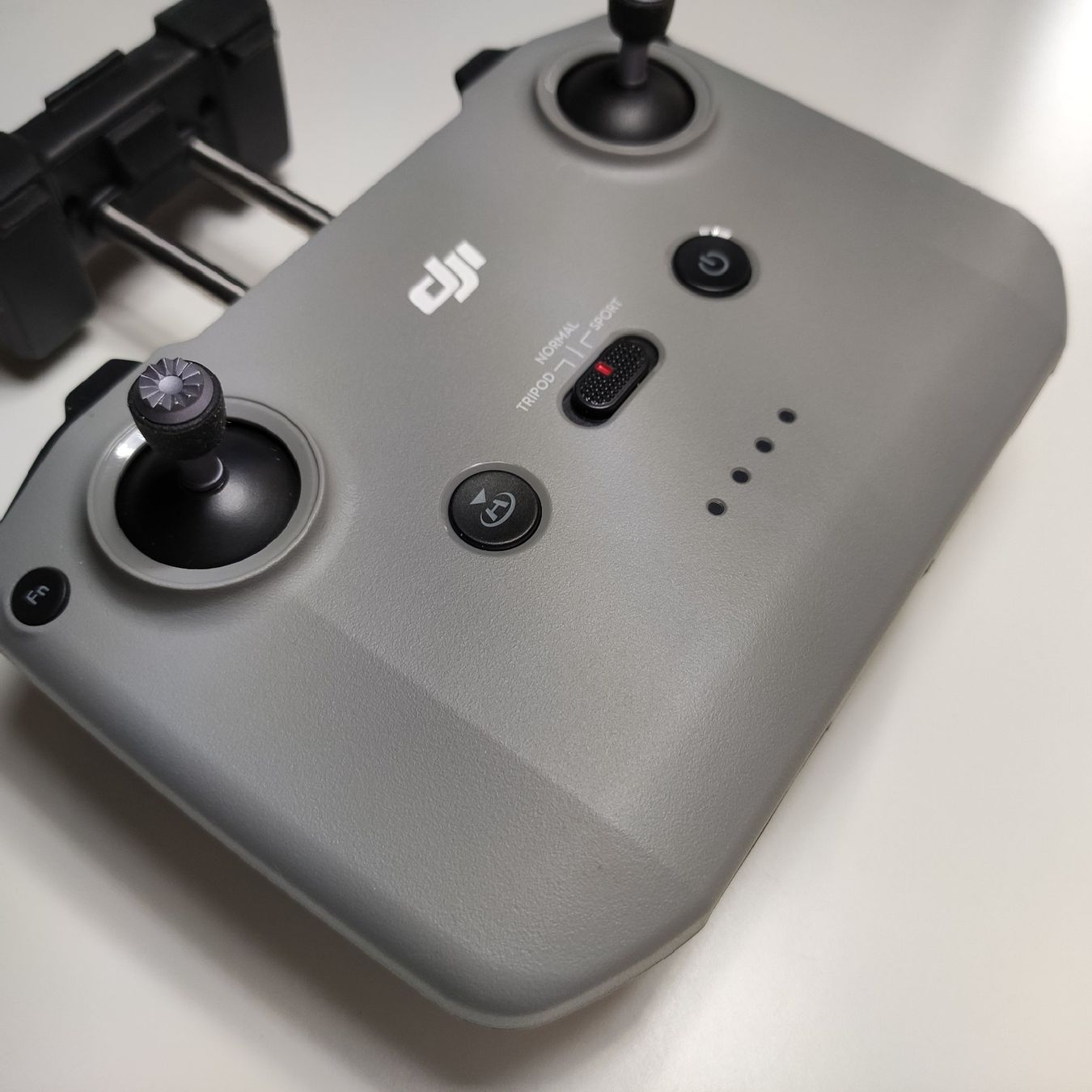DJI Modellismo RC: DJI 2 / 3 Controller (fast NEU/Original!) – Usato da Zürich venduto da Biedermann23 1
