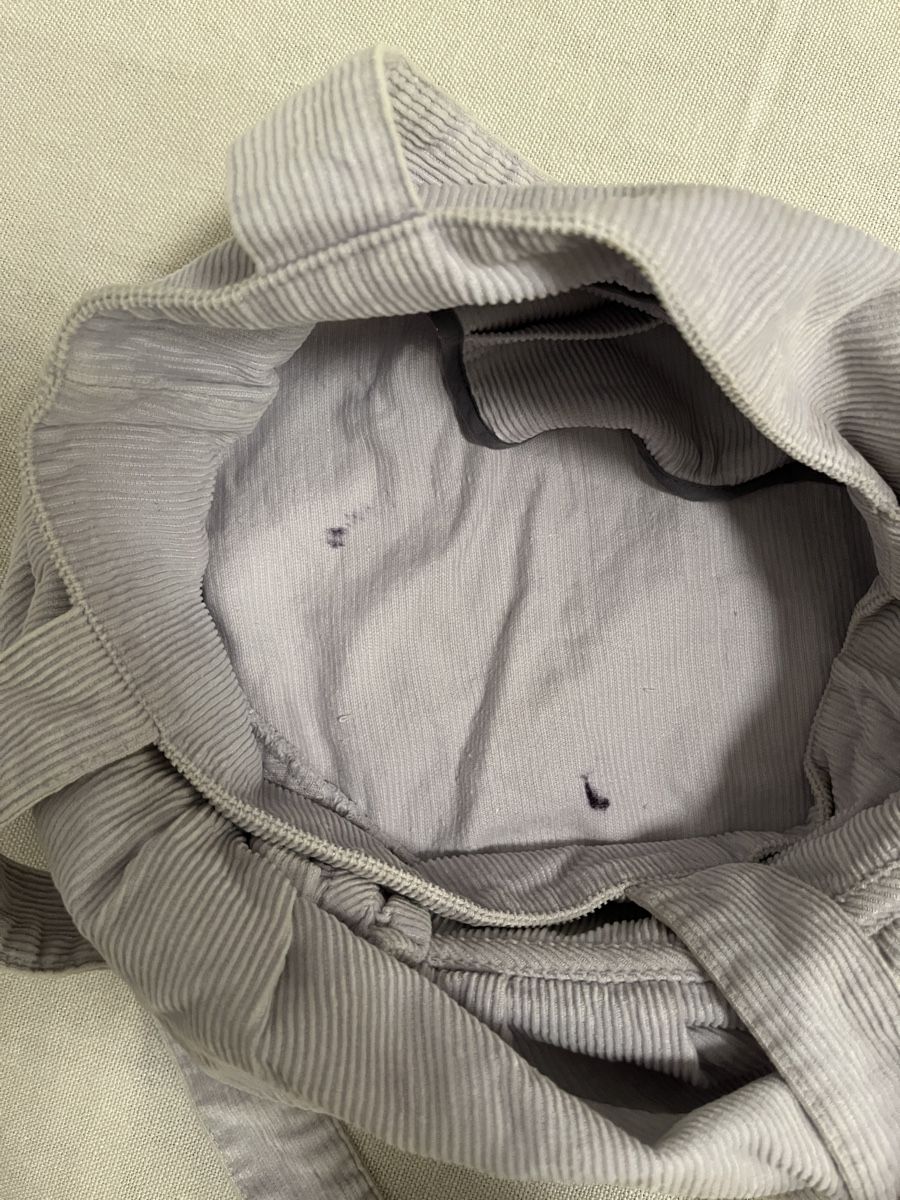 Borse da donna: Borsa Subdued con fiocco a coste lilla chiaro. – Usato da Mendrisio venduto da cost.del 5