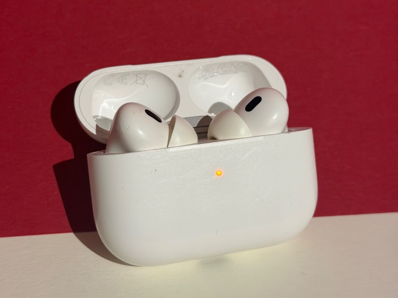 Apple Cuffie: Apple AirPods Pro 2 USB-C Verbindungsproblem ⚠ – Usato da Bern venduto da mura_shop