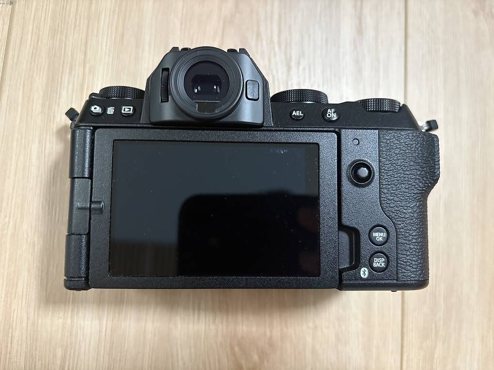 Fujifilm Fotocamera: Fujifilm X-S20 - neu – Nuovo e nell'imballaggio originale da Steffisburg venduto da noctilux 2