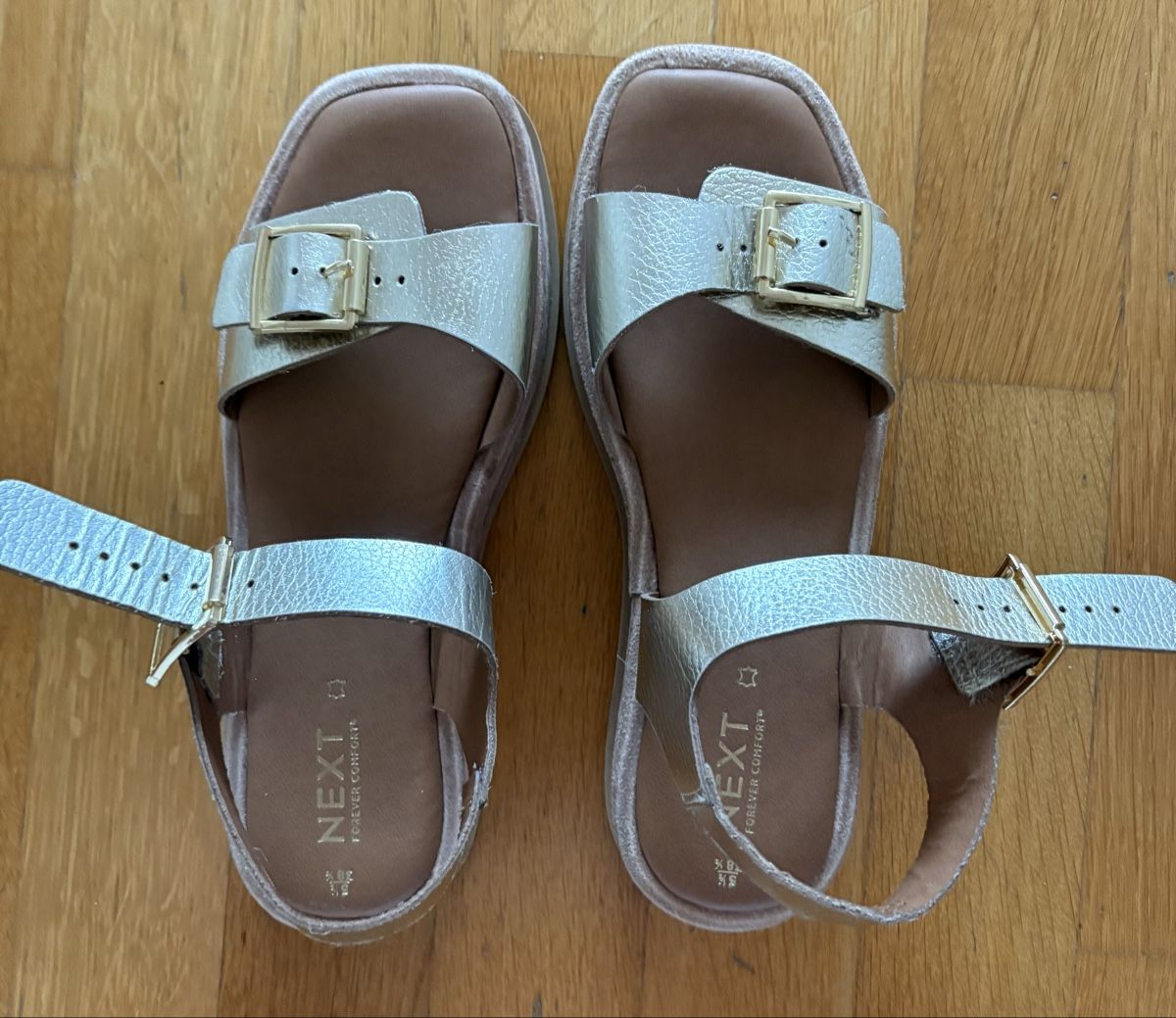 Next Scarpe da donna: Sandalen Next Gr. 38.5 – Nuovo (secondo la descrizione) da Schaffhausen venduto da ang_fp7f