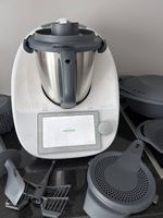 Thermomix TM6, Küchenmaschine mit viel Zubehör