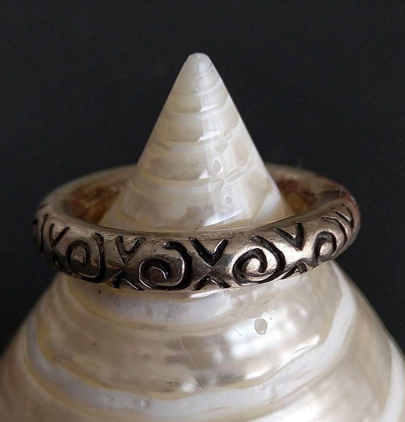 Anelli: XL  ORNAMENTIERTER RING IN 925 SILBER – Usato da Romanshorn venduto da BoutiqueA 1