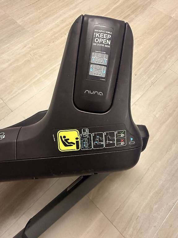 Seggiolini per auto: Babyschale Nuna Pipa Next & Isofix – Usato da Wattwil venduto da mic_8nc5 3