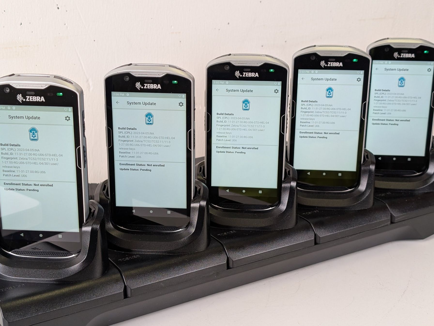 Portables: Zebra TC52 (TC520K) Set Android 11 mit Ladestation – D'occasion à Winterthur par Hint17 4