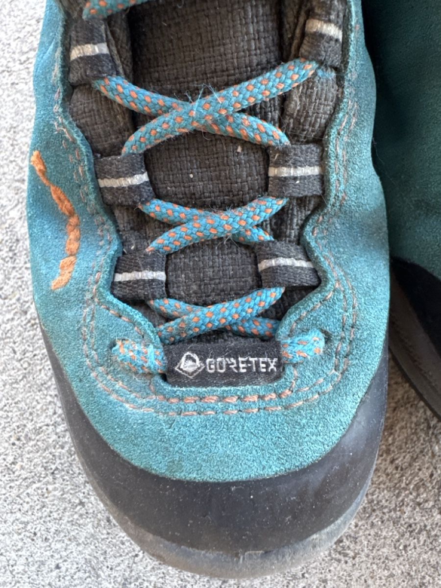 Lowa Scarpe per ragazzi: Lowa Kinderwanderschuh 30 – Usato da Winterthur venduto da meitchel 1