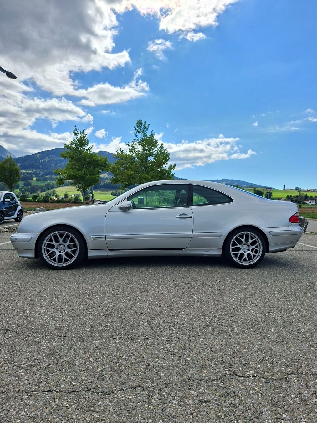Mercedes-Benz Autos: Mercedes CLK 320 – Gebraucht aus La Tour-de-Trême von evapetreanu 2