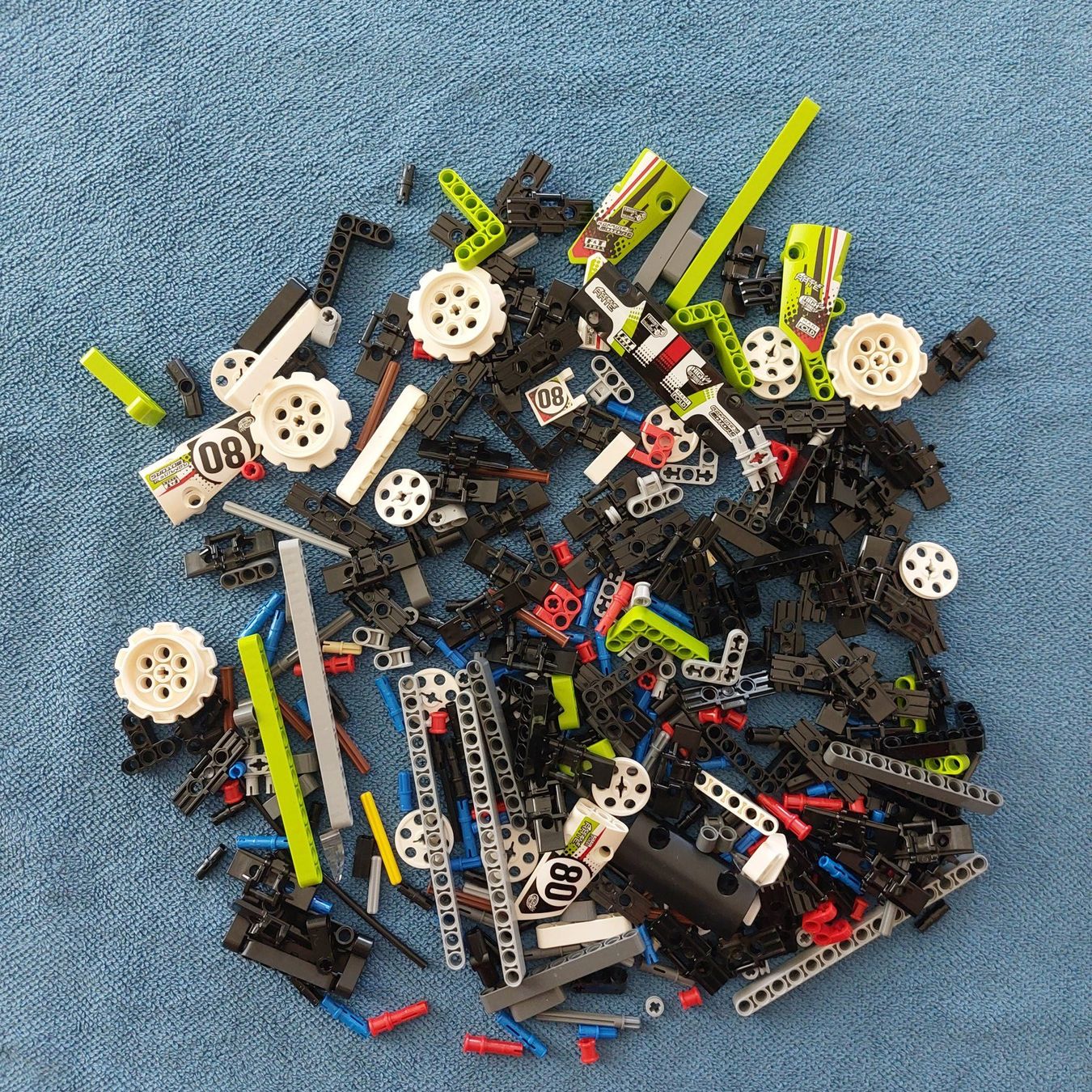 Lego Kit di costruzioni: LEGO 42065 – Usato da Uetikon am See venduto da Peter_von_Lanthen 1