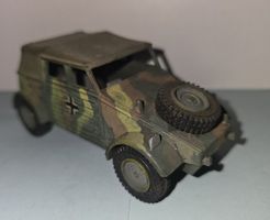 VW Kübelwagen im Tarnmuster * Dinky Toys ca. 1:43