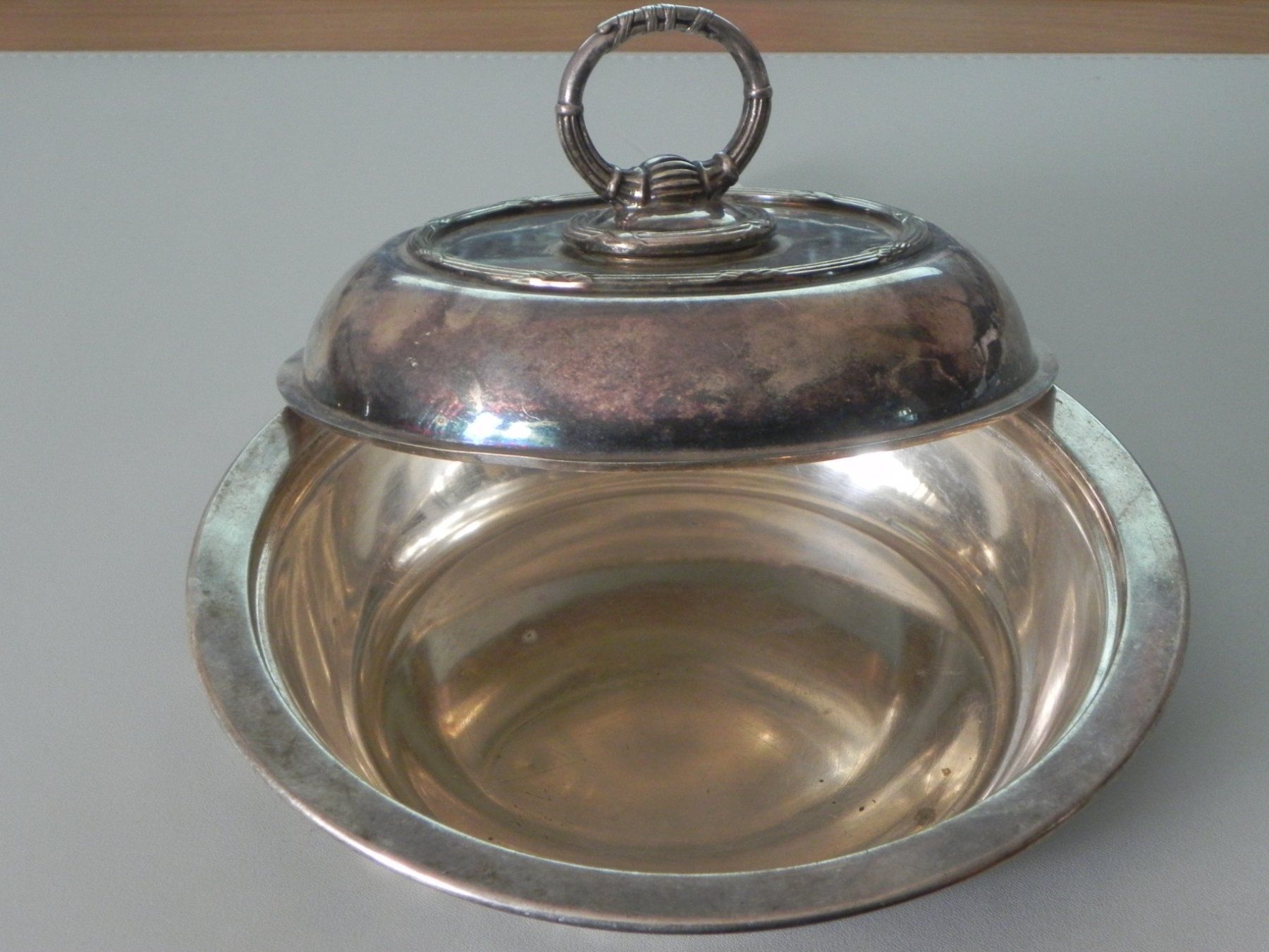 Ciotole: Gemüseschale/Servierschüssel mit Deckel versilbert – Usato da Minusio venduto da Lory64 5