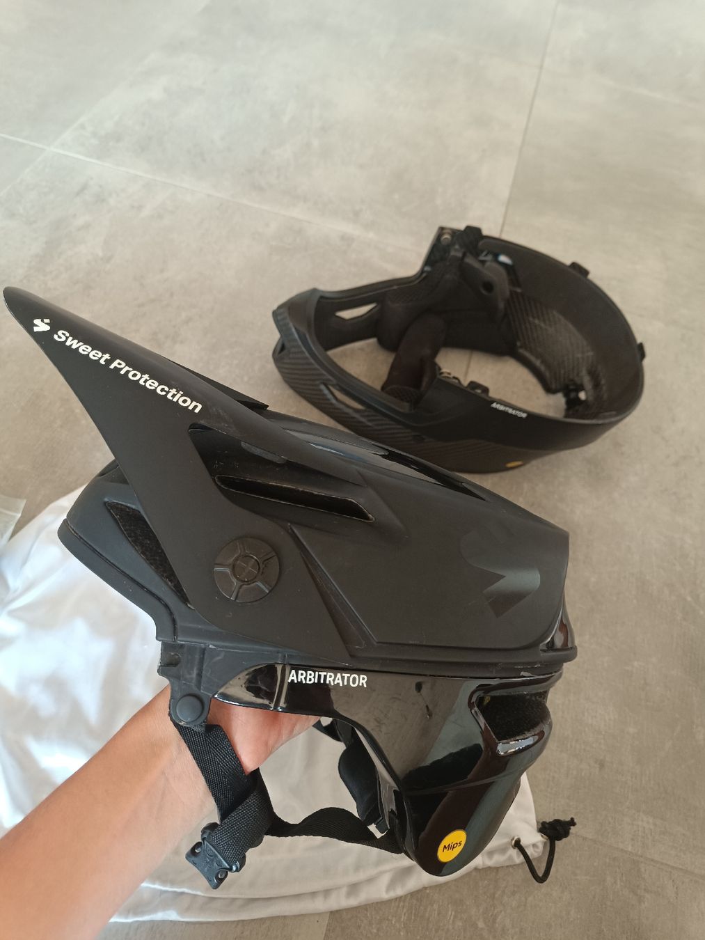 Sweet Protection Caschi: Casco Sweet Protection Arbitrator MIPS nero taglia M – Usato da Dino venduto da bin_2zfr 1