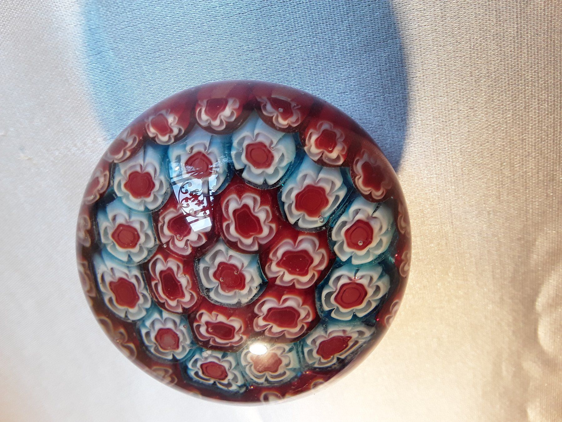 Murano Gläser: Alte Millefiori Briefbeschwerer Blau-Rot – Gebraucht aus Zürich von sanwit 3