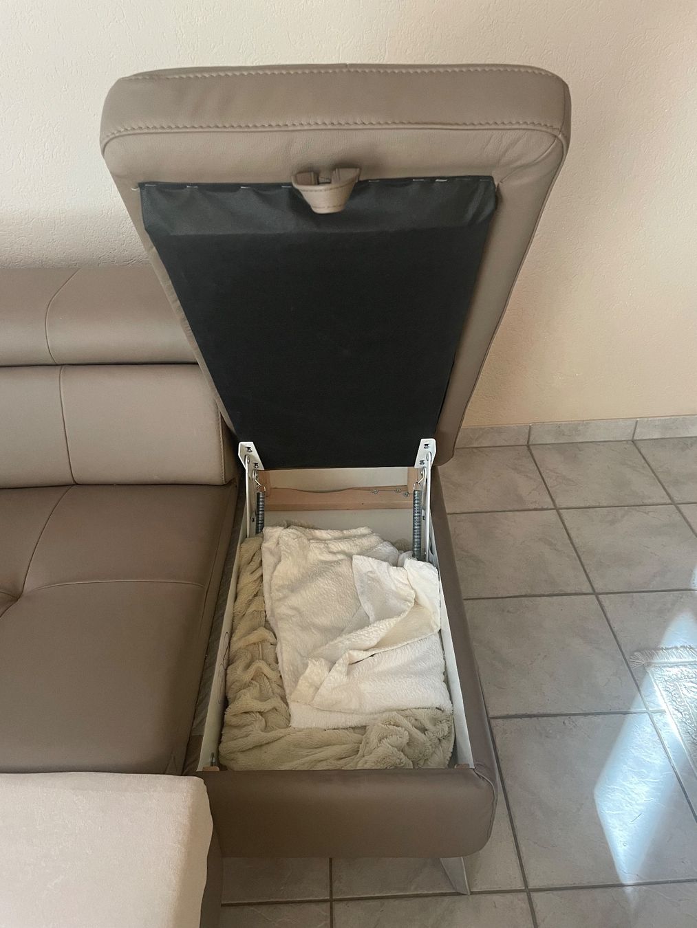 Divani: Sofa / Bettsofa Mokkabraun (neuwertig) – Nuovo (secondo la descrizione) da Rupperswil venduto da Abcsale 3